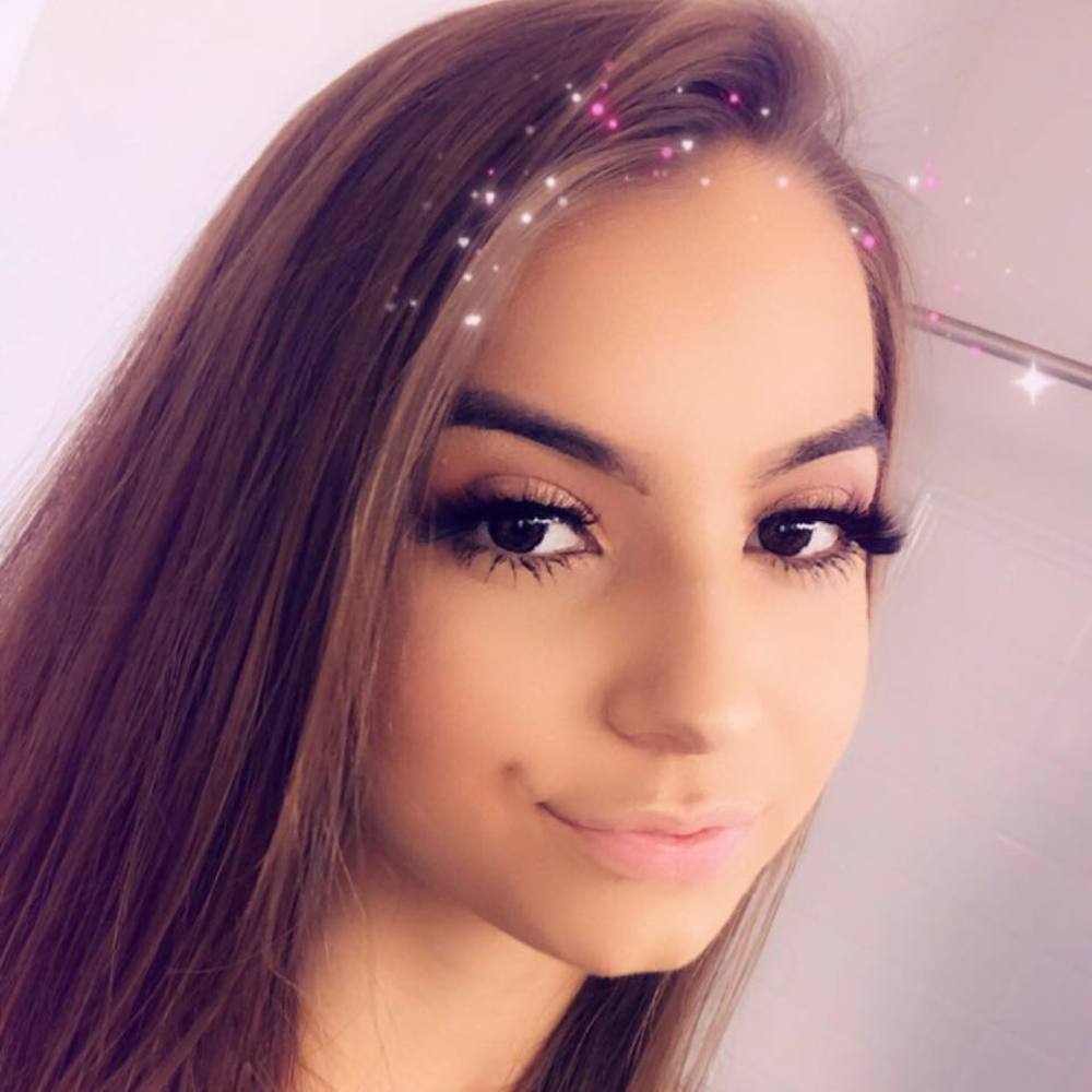 Meet your Posher, Alanna